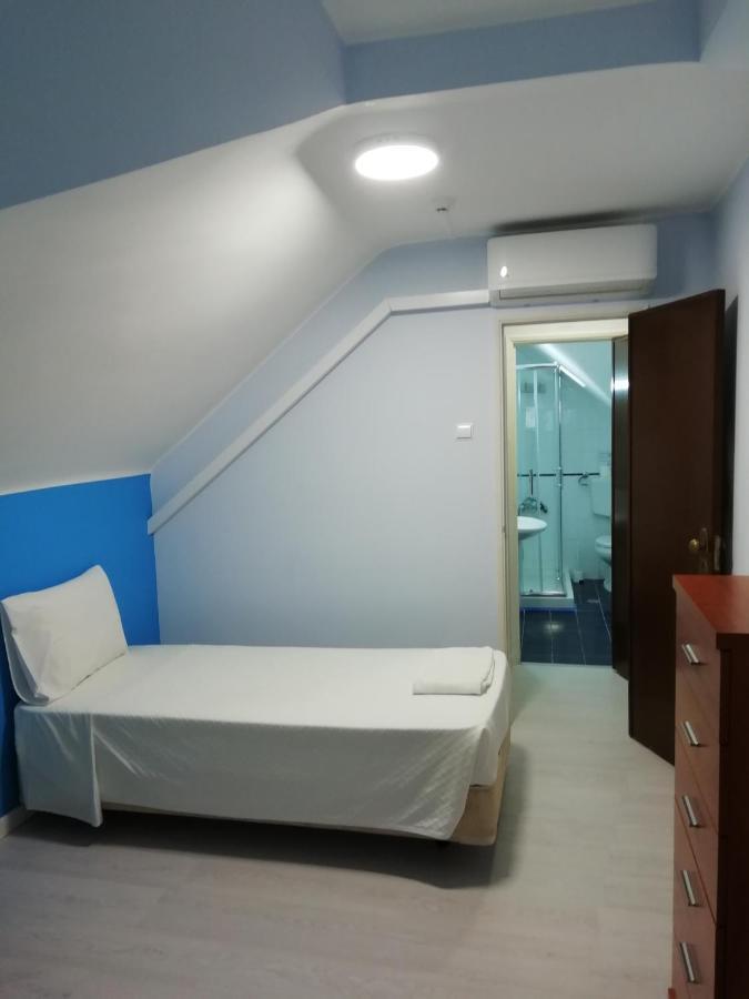 לינה וארוחת בוקר ליסבון Residencial Camoes מראה חיצוני תמונה